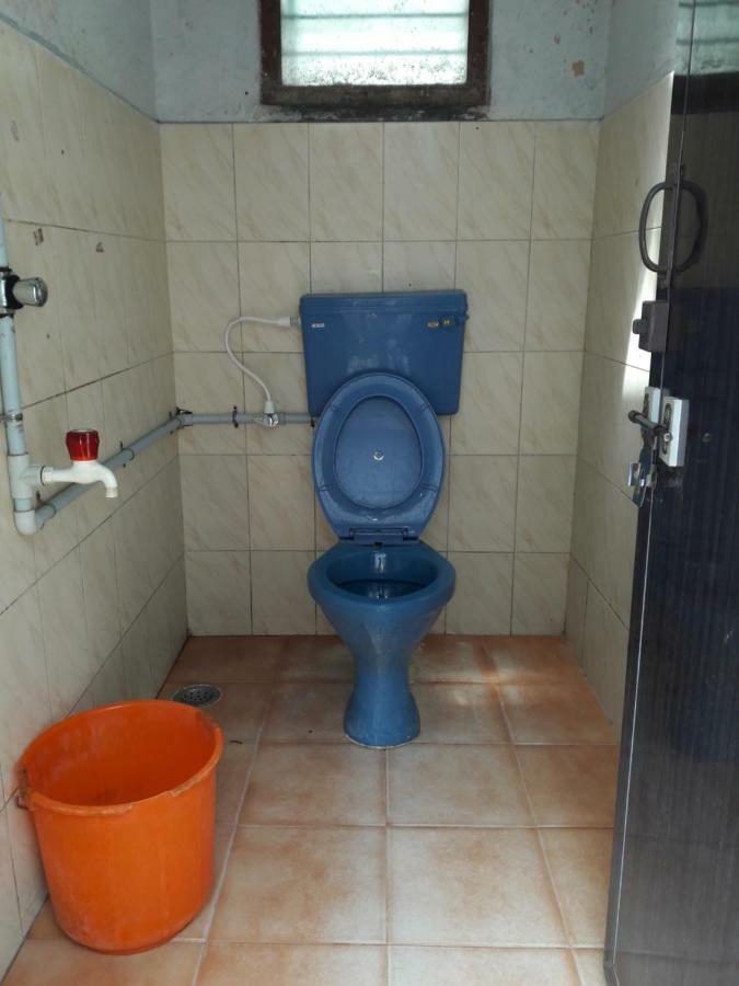 Devasthanam Lodge Thiruvananthapuram Bagian luar foto